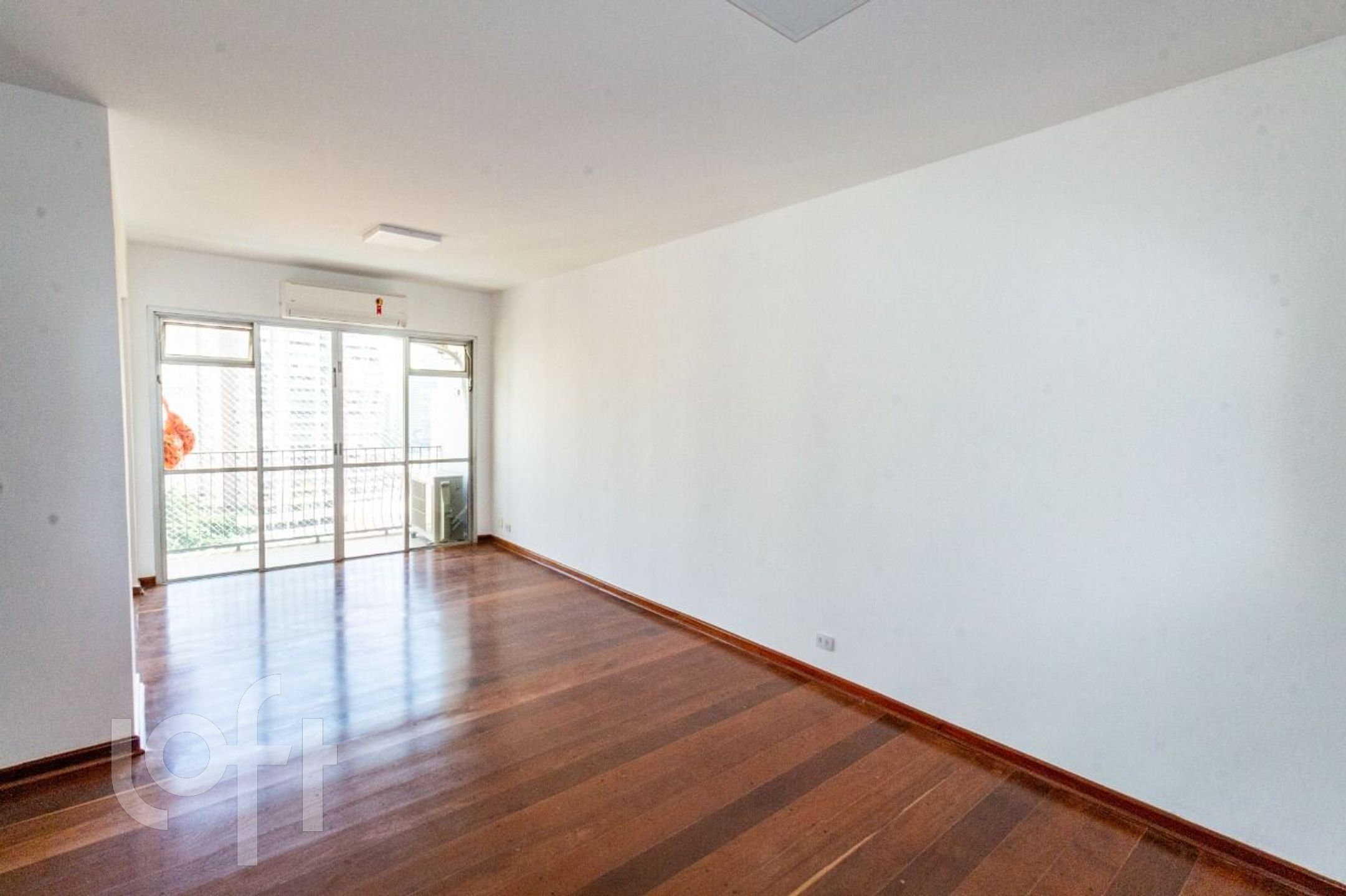 Apartamento à venda em Santo Amaro com 112 m², 2 q