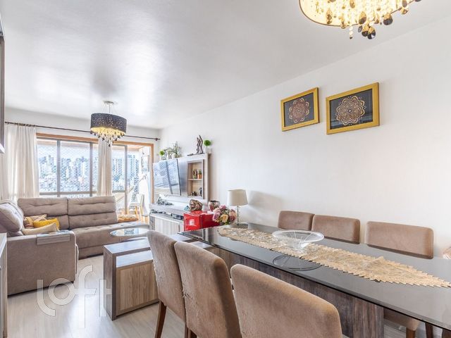 Apartamento com 76m², 2 dormitórios, 1 vaga, Petrópolis em Porto Alegre