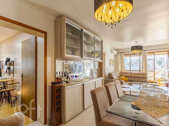 Apartamento com 76m², 2 dormitórios, 1 vaga, Petrópolis em Porto Alegre