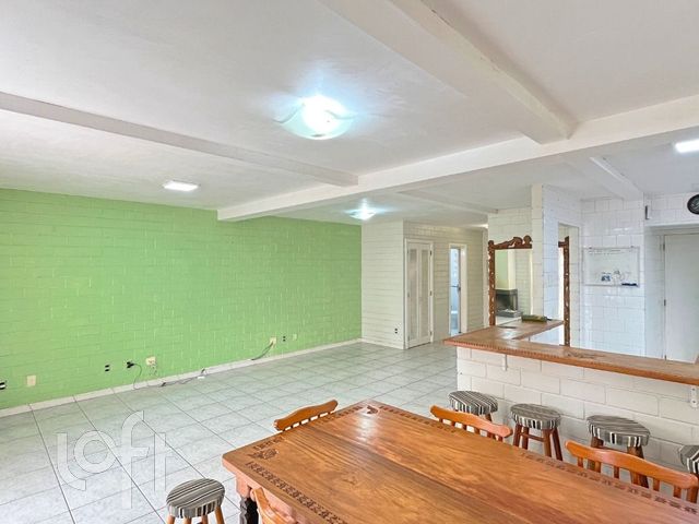 Apartamento com 172m², 3 dormitórios, 1 suíte, 1 vaga, São João em Porto Alegre