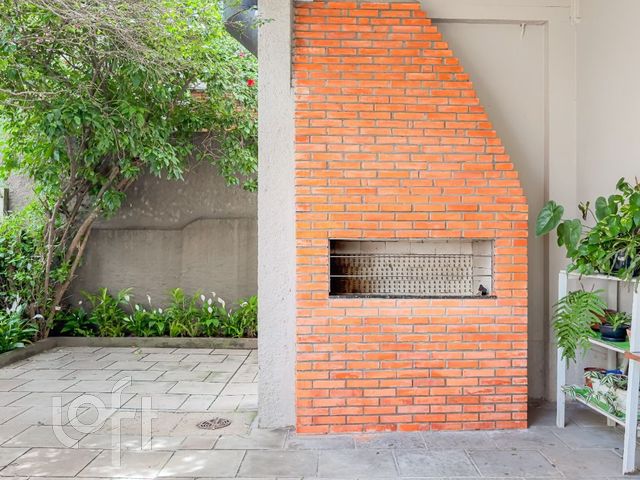 Apartamento com 68m², 2 dormitórios, 1 vaga, Bela Vista em Porto Alegre