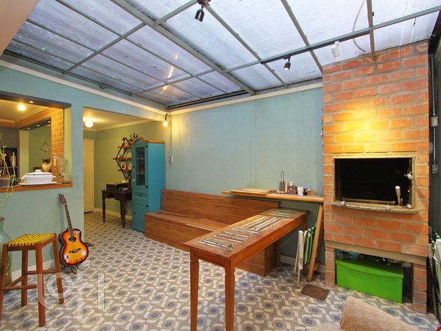 Apartamento com 130m², 4 dormitórios, 1 suíte, Rio Branco em Porto Alegre