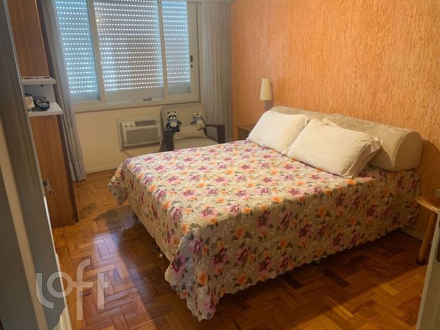 Apartamento com 86m², 3 dormitórios, 1 suíte, 1 vaga, Menino Deus em Porto Alegre