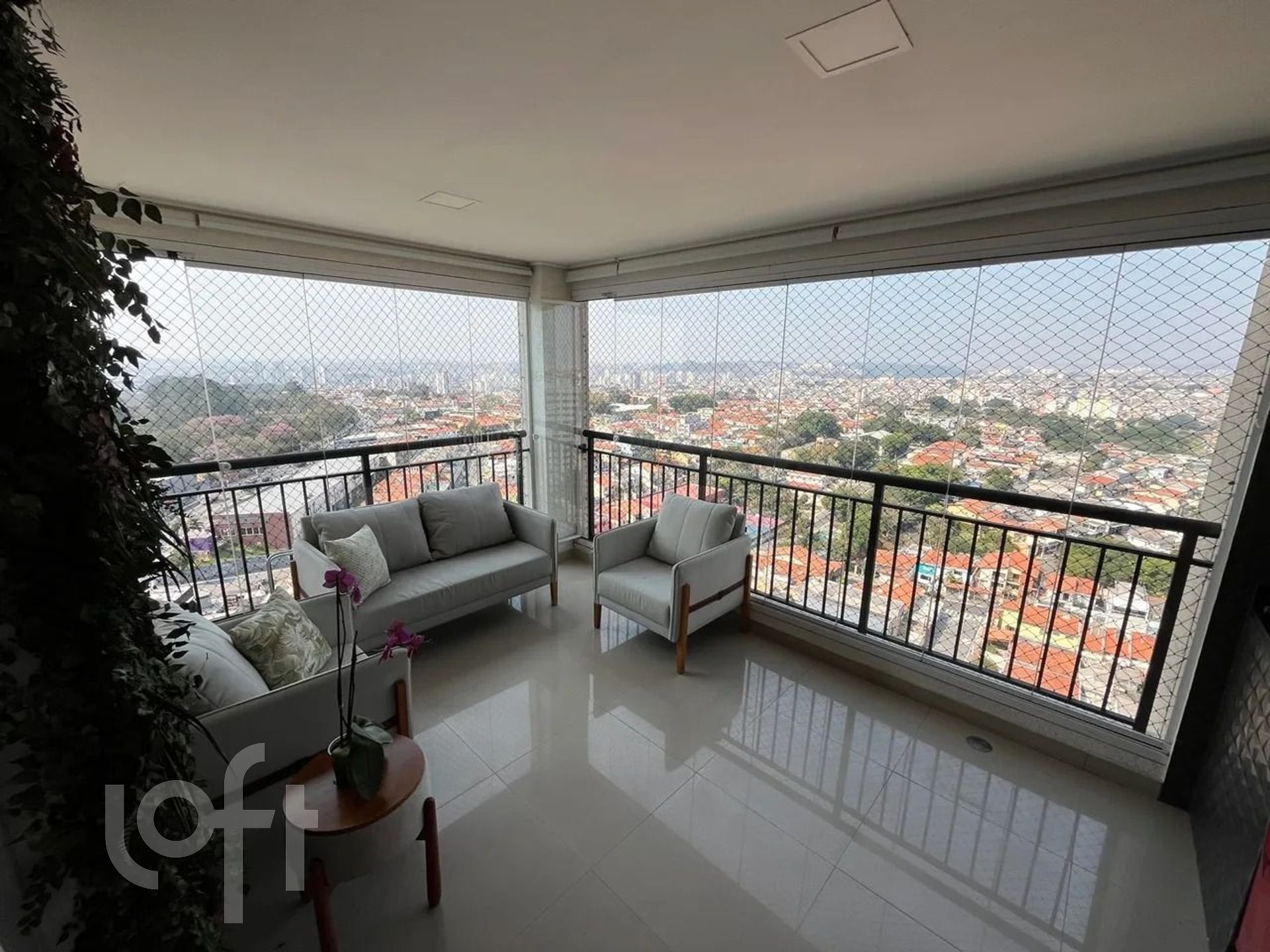 Apartamento à venda com 2 quartos, 67m² - Foto 2