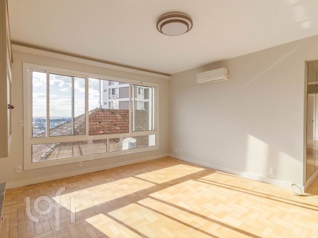 Apartamento com 128m², 3 dormitórios, 3 suítes, 2 vagas, Moinhos de Vento em Porto Alegre
