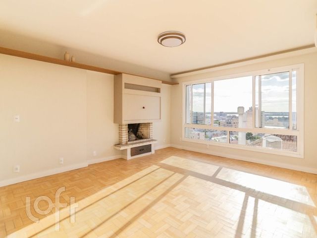 Apartamento com 128m², 3 dormitórios, 3 suítes, 2 vagas, Moinhos de Vento em Porto Alegre