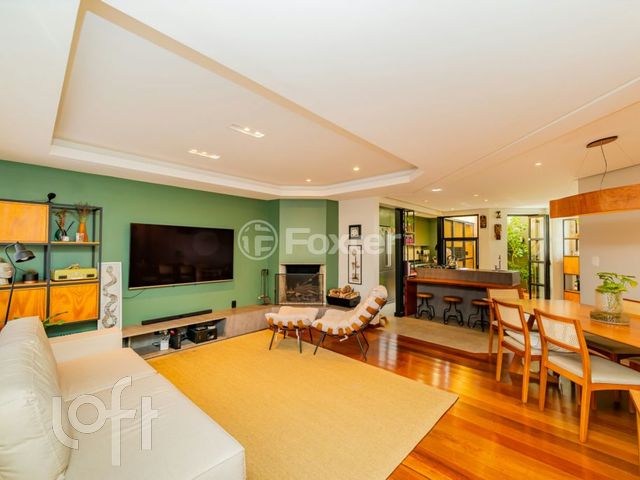 Casa em Condomínio com 309m², 3 dormitórios, 1 suíte, 2 vagas, Boa Vista em Porto Alegre
