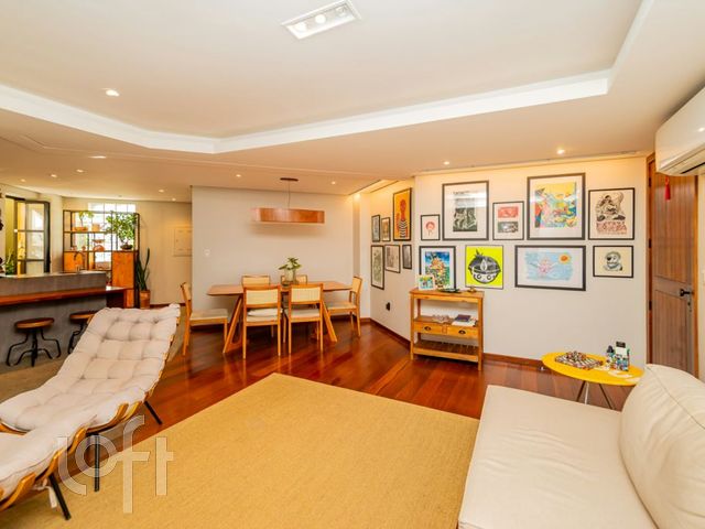 Casa em Condomínio com 309m², 3 dormitórios, 1 suíte, 2 vagas, Boa Vista em Porto Alegre