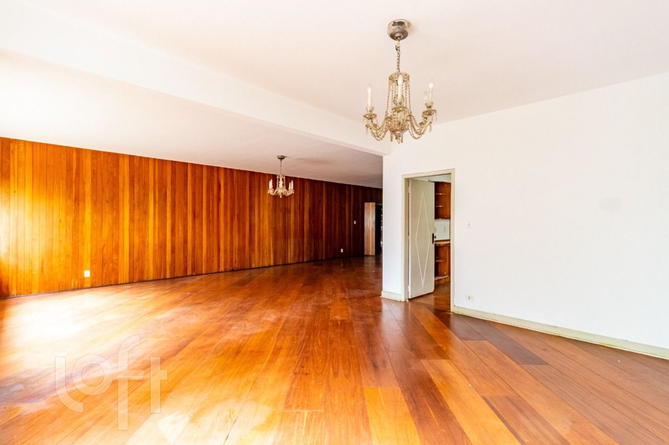 Apartamento à venda com 3 quartos, 199m² - Foto 1