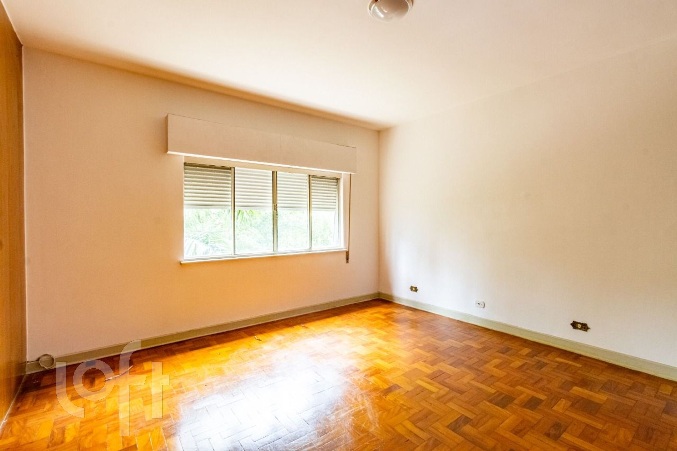 Apartamento à venda com 3 quartos, 199m² - Foto 5