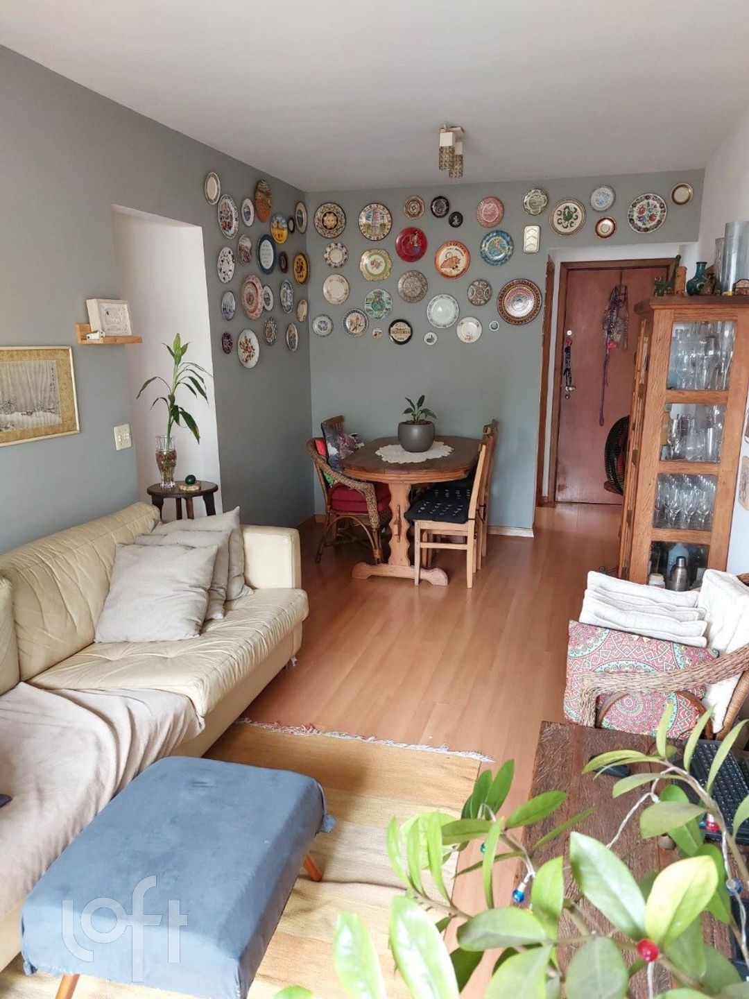 Apartamento à venda com 3 quartos, 76m² - Foto 1