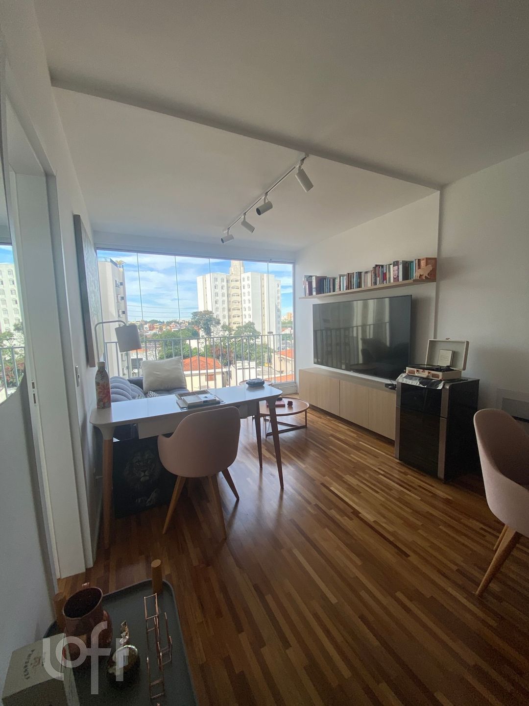 Apartamento à venda com 2 quartos, 52m² - Foto 1