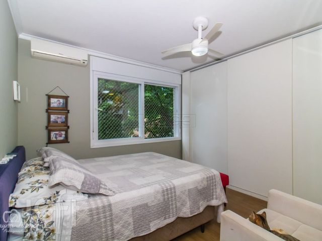 Apartamento com 132m², 3 dormitórios, 1 suíte, 1 vaga, Auxiliadora em Porto Alegre