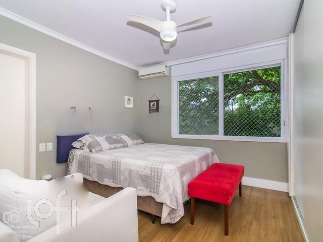 Apartamento com 132m², 3 dormitórios, 1 suíte, 1 vaga, Auxiliadora em Porto Alegre