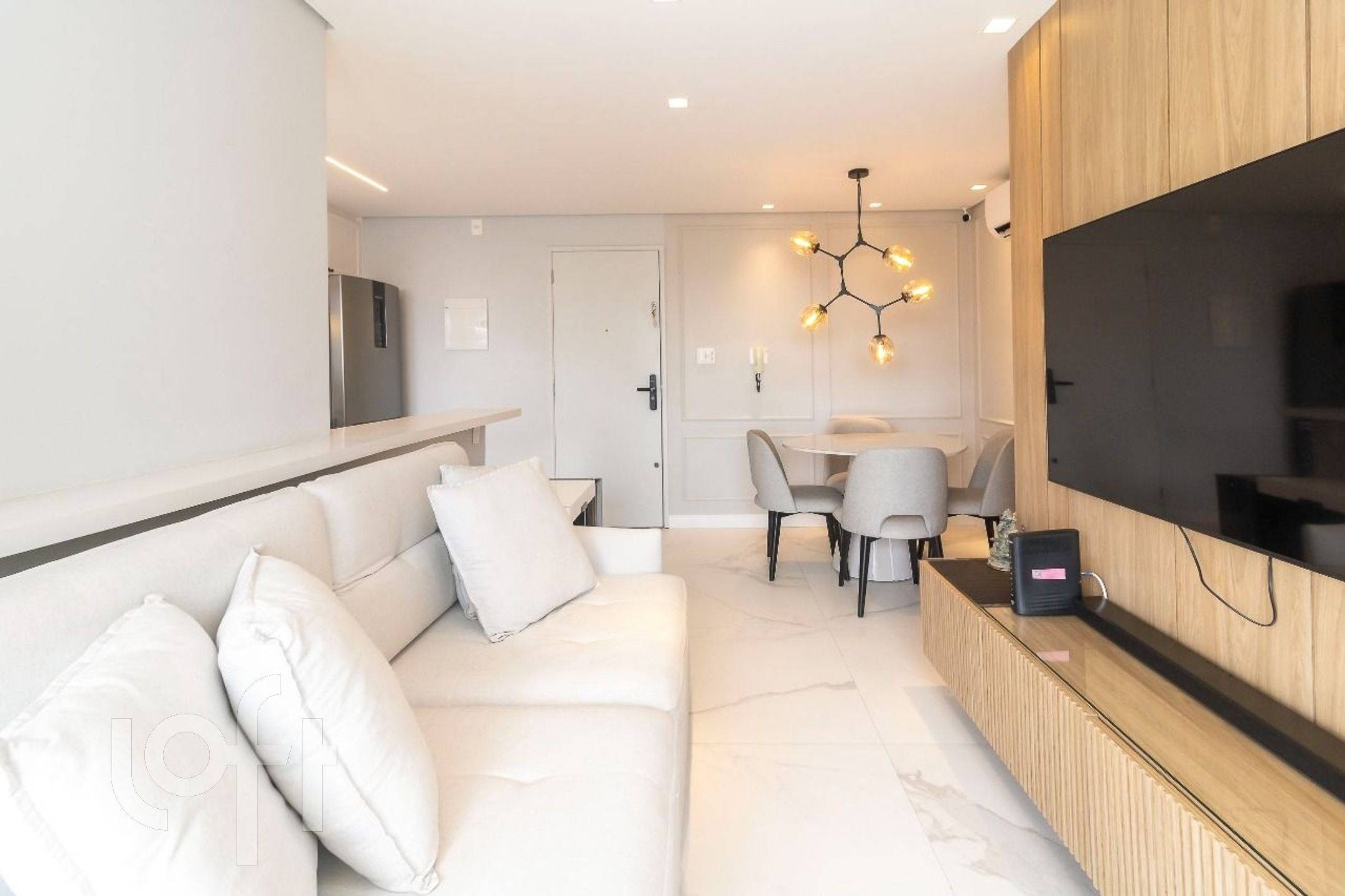 Apartamento à venda com 2 quartos, 52m² - Foto 1