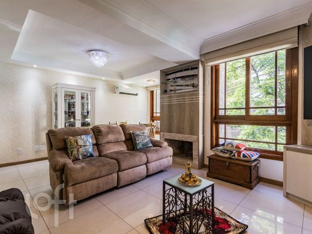 Apartamento com 144m², 3 dormitórios, 2 suítes, 2 vagas, Bela Vista em Porto Alegre