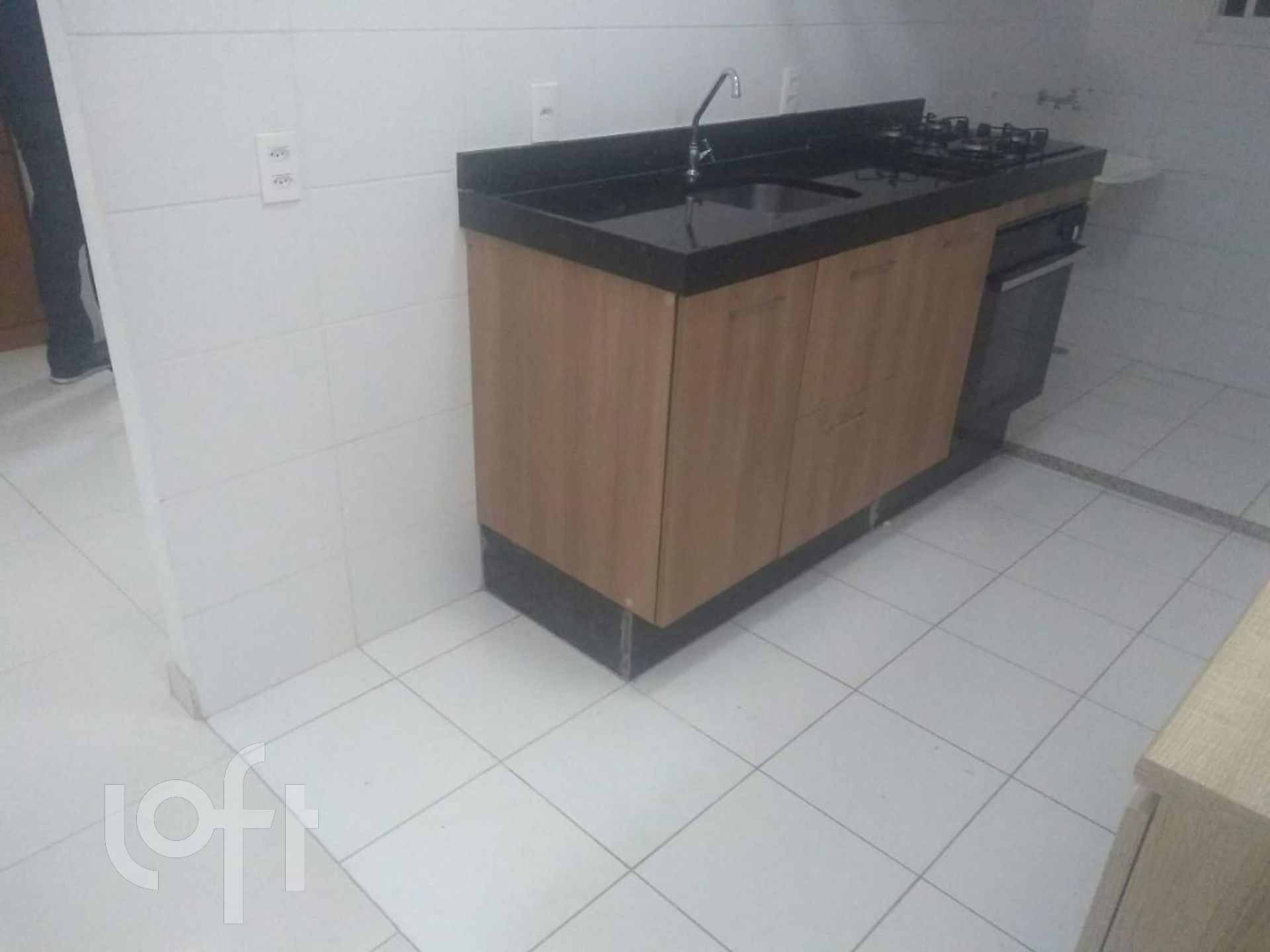 Apartamento à venda com 1 quarto, 35m² - Foto 4