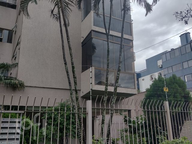 Apartamento com 107m², 3 dormitórios, 1 suíte, 1 vaga, Chácara das Pedras em Porto Alegre