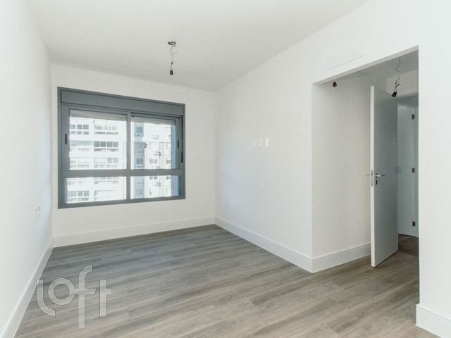 Apartamento com 119m², 3 dormitórios, 3 suítes, 2 vagas, Boa Vista em Porto Alegre