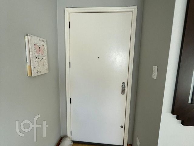 Apartamento com 76m², 2 dormitórios, 2 vagas, Menino Deus em Porto Alegre