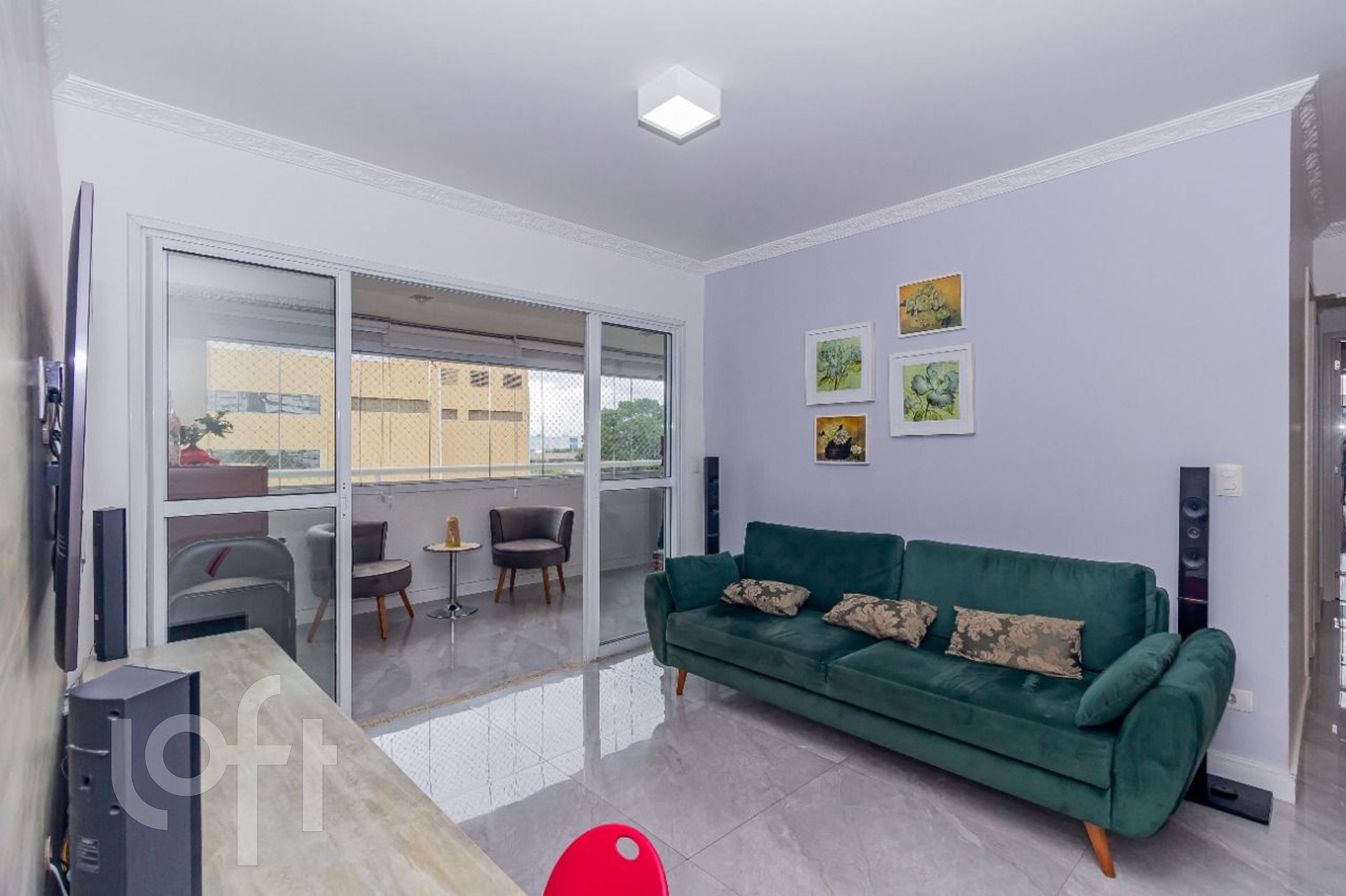 Apartamento à venda com 3 quartos, 85m² - Foto 1