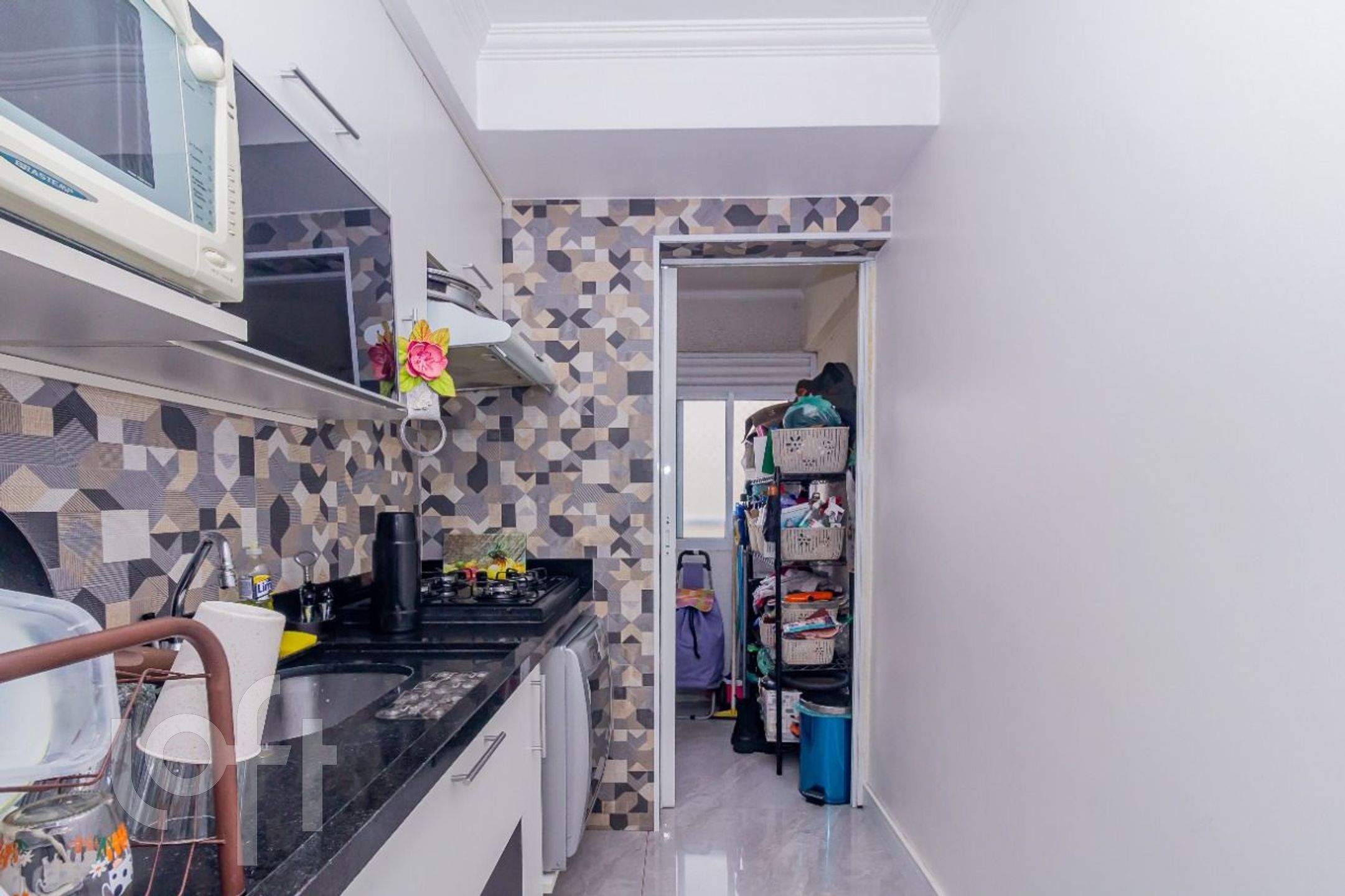 Apartamento à venda com 3 quartos, 85m² - Foto 33