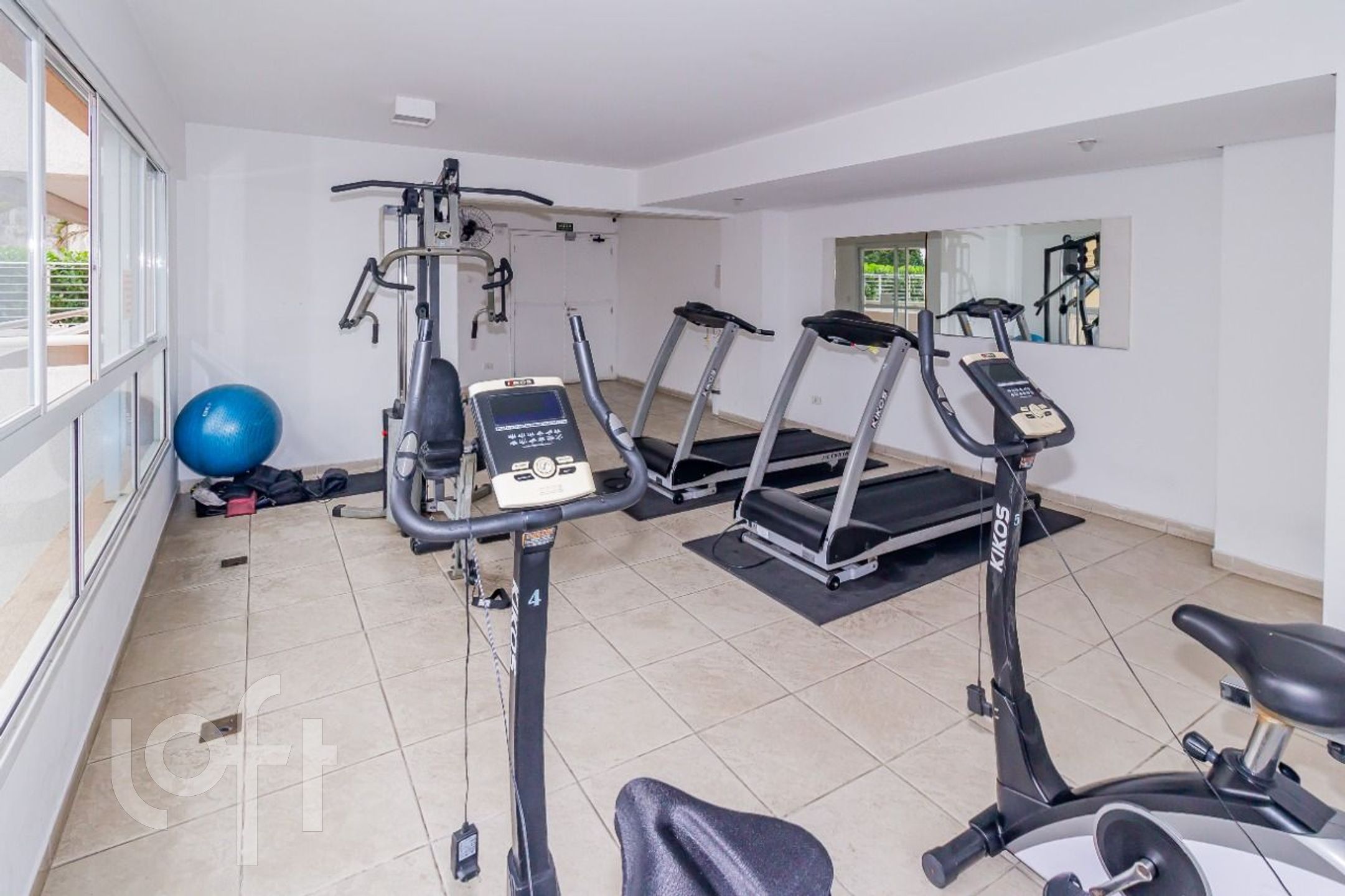 Apartamento à venda com 3 quartos, 85m² - Foto 45