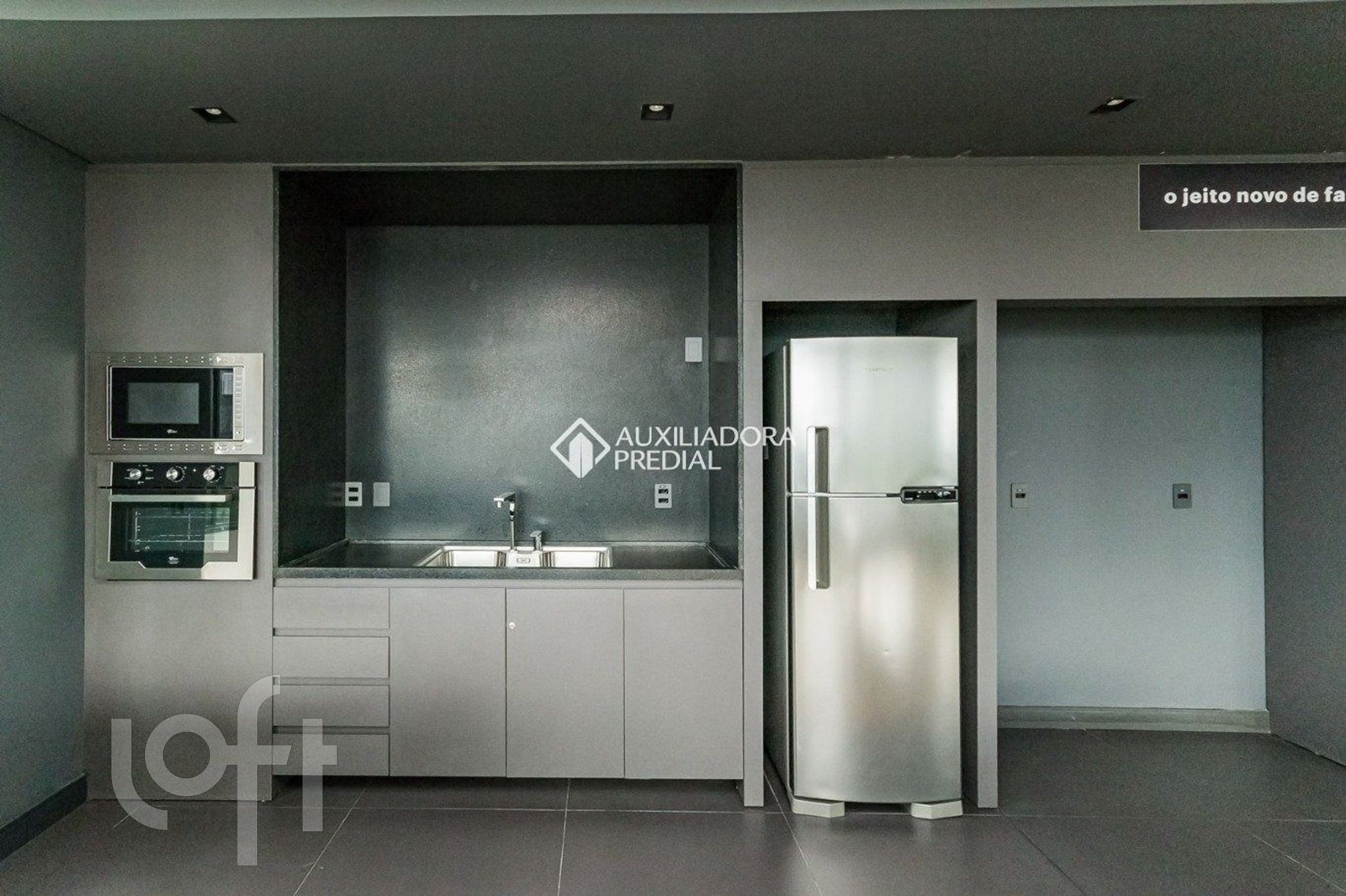 Apartamento com 37m², 1 dormitório, 1 vaga, Boa Vista em Porto Alegre