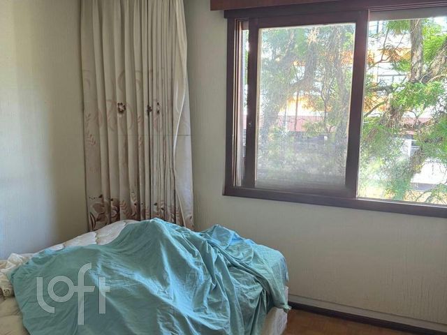 Apartamento com 96m², 3 dormitórios, 1 suíte, 1 vaga, Higienópolis em Porto Alegre