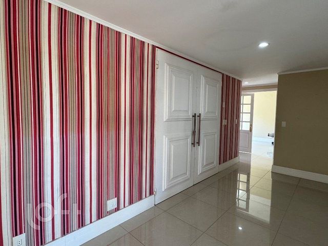 Apartamento com 283m², 3 dormitórios, 1 suíte, 2 vagas, Independência em Porto Alegre