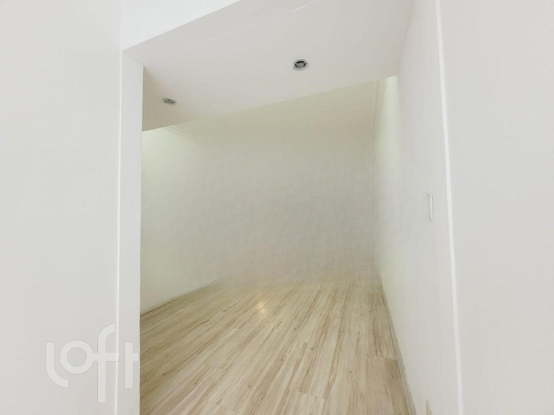 Apartamento à venda com 2 quartos, 87m² - Foto 3