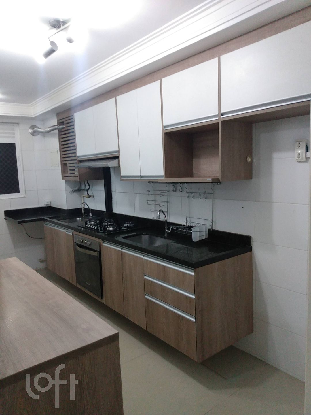 Apartamento à venda com 2 quartos, 70m² - Foto 6