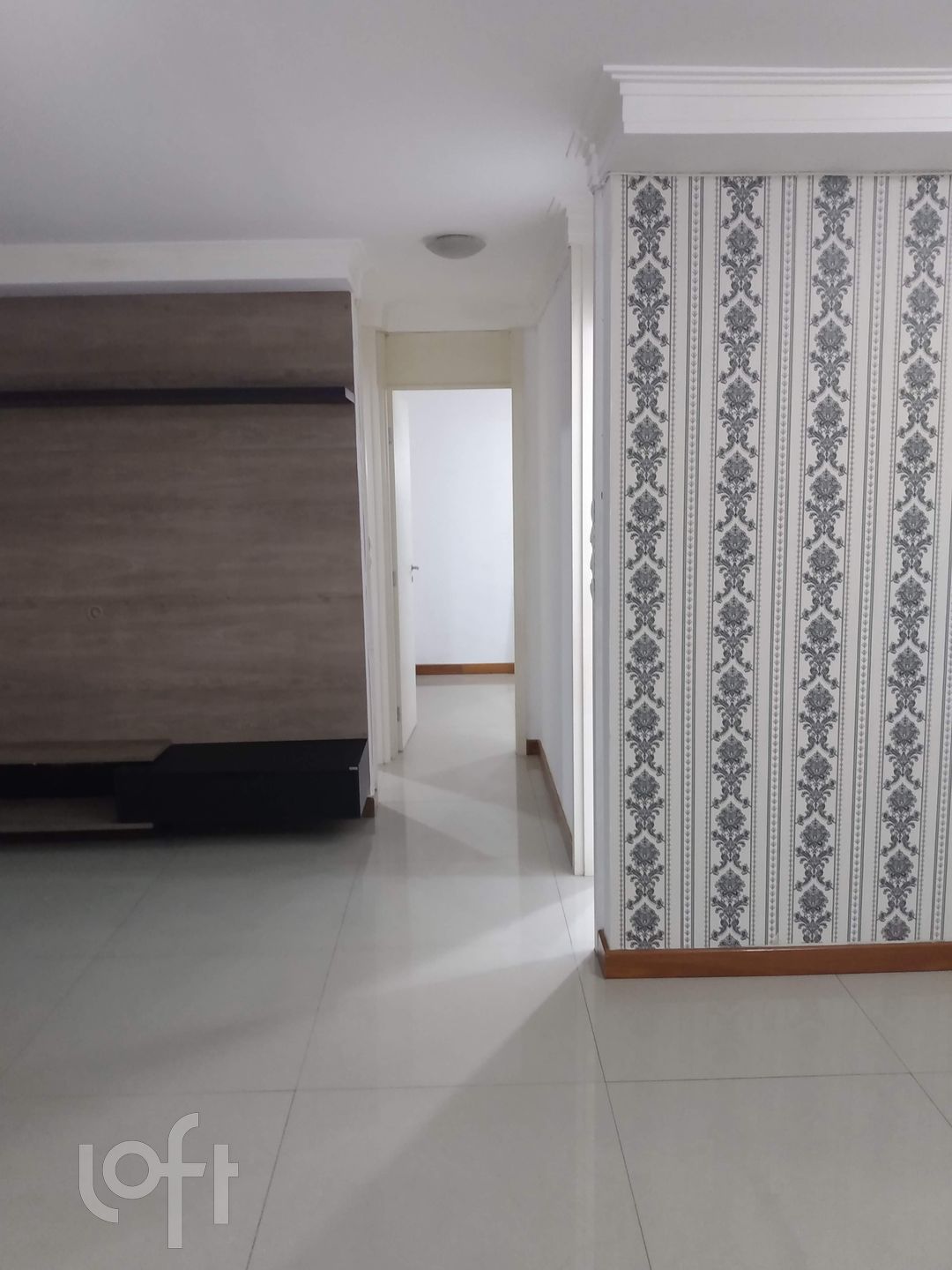 Apartamento à venda com 2 quartos, 70m² - Foto 4