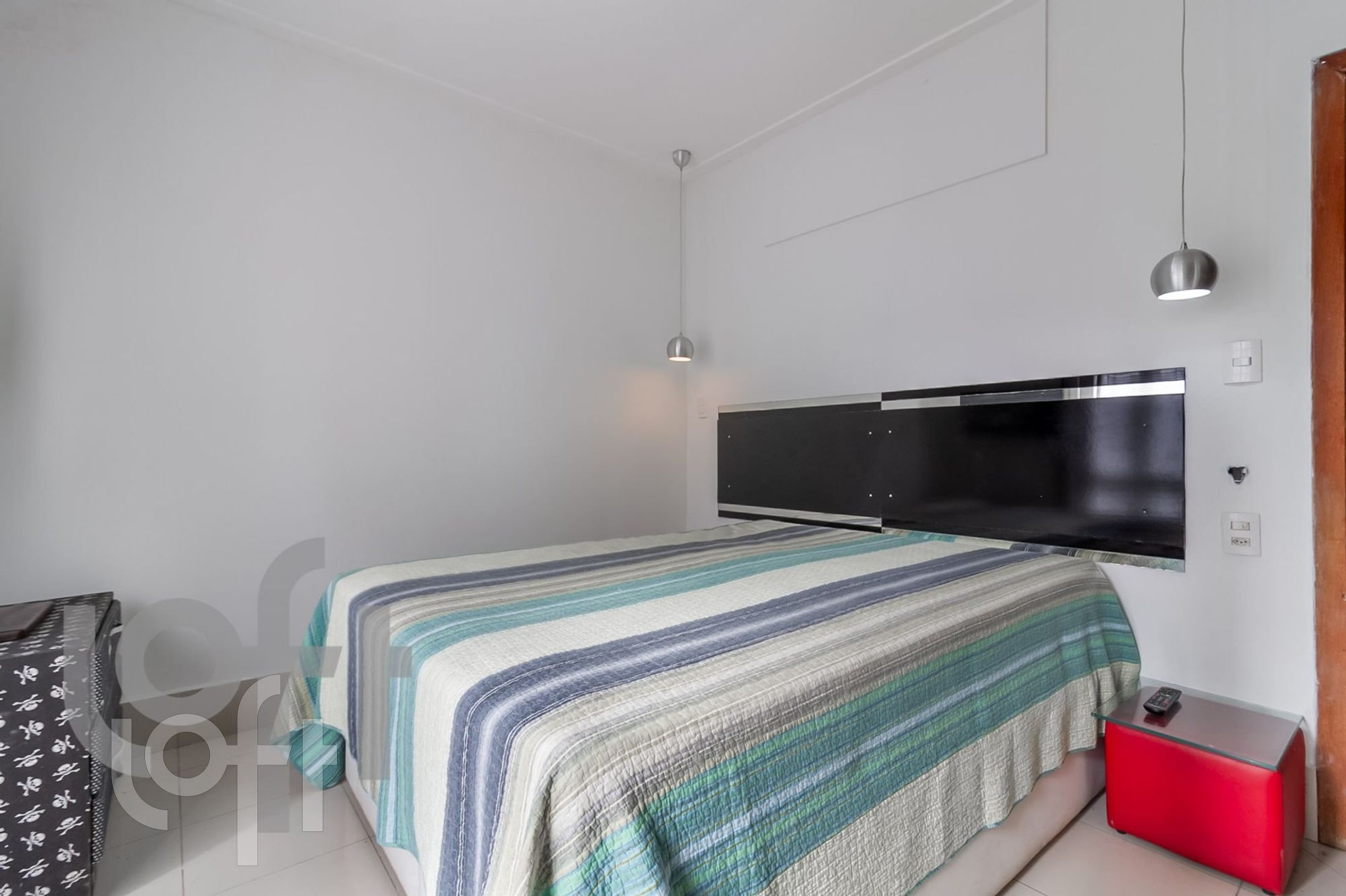 Apartamento à venda com 3 quartos, 110m² - Foto 9