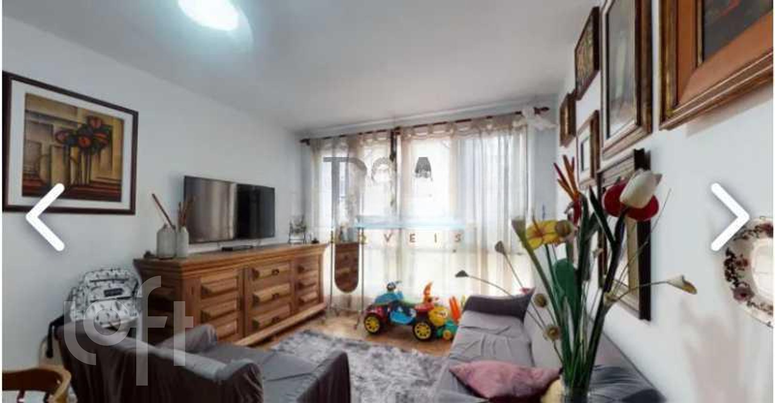 Apartamento à venda com 2 quartos, 70m² - Foto 2