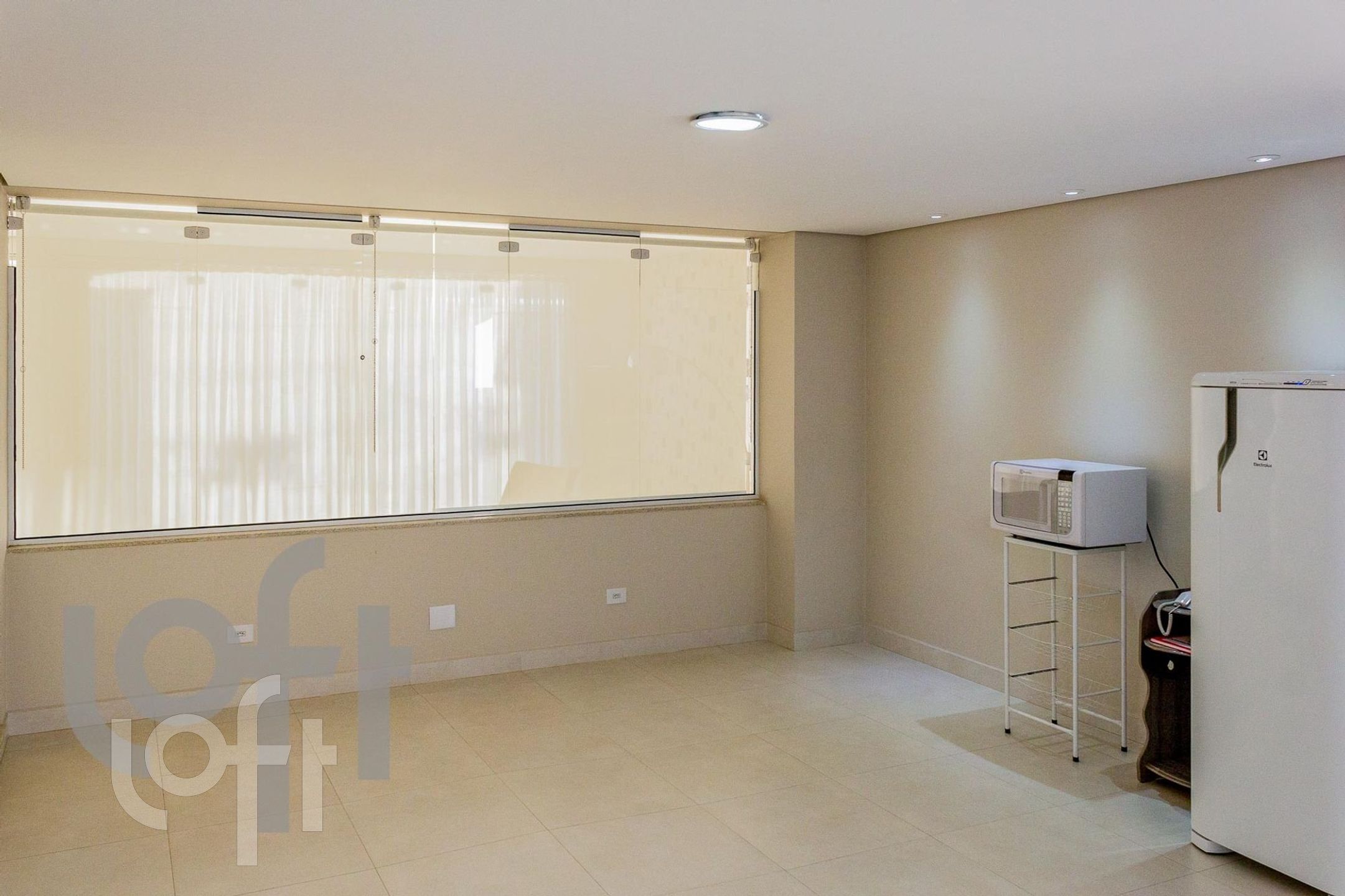 Apartamento à venda com 2 quartos, 67m² - Foto 8