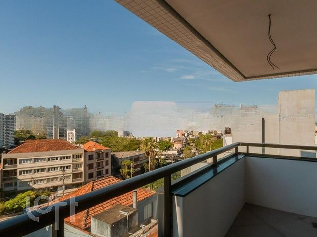 Apartamento com 119m², 3 dormitórios, 1 suíte, 2 vagas, Petrópolis em Porto Alegre