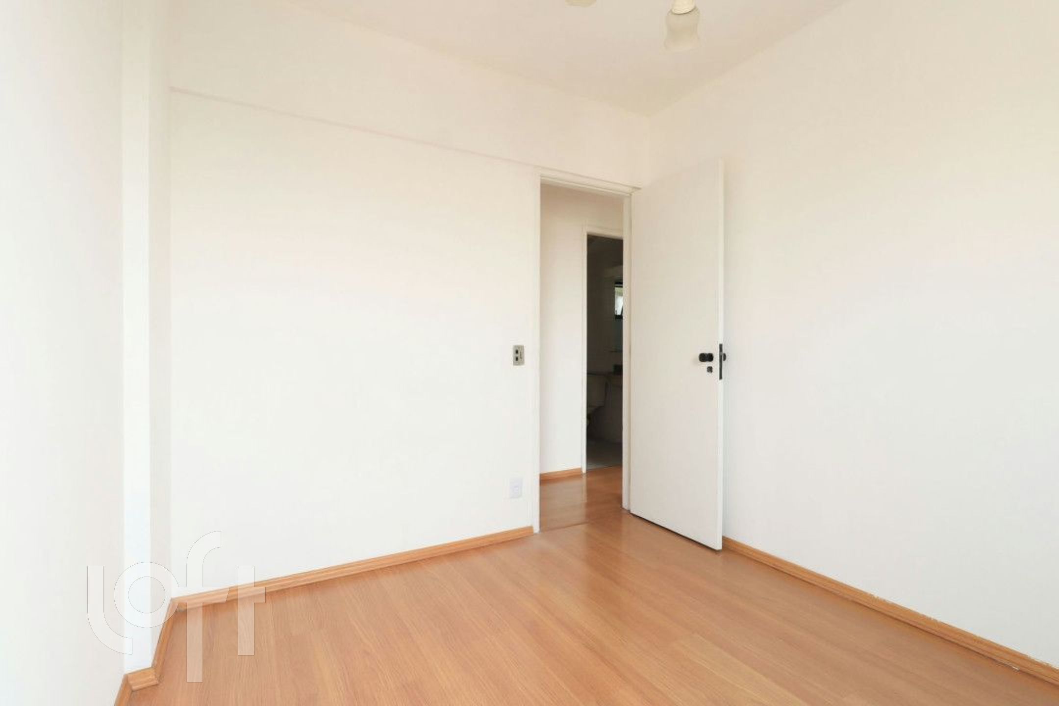 Apartamento à venda com 3 quartos, 70m² - Foto 13