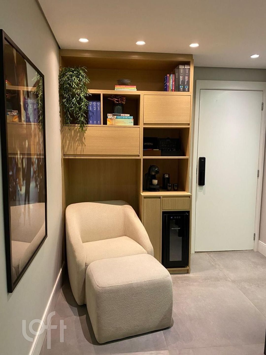 Apartamento à venda com 2 quartos, 67m² - Foto 4