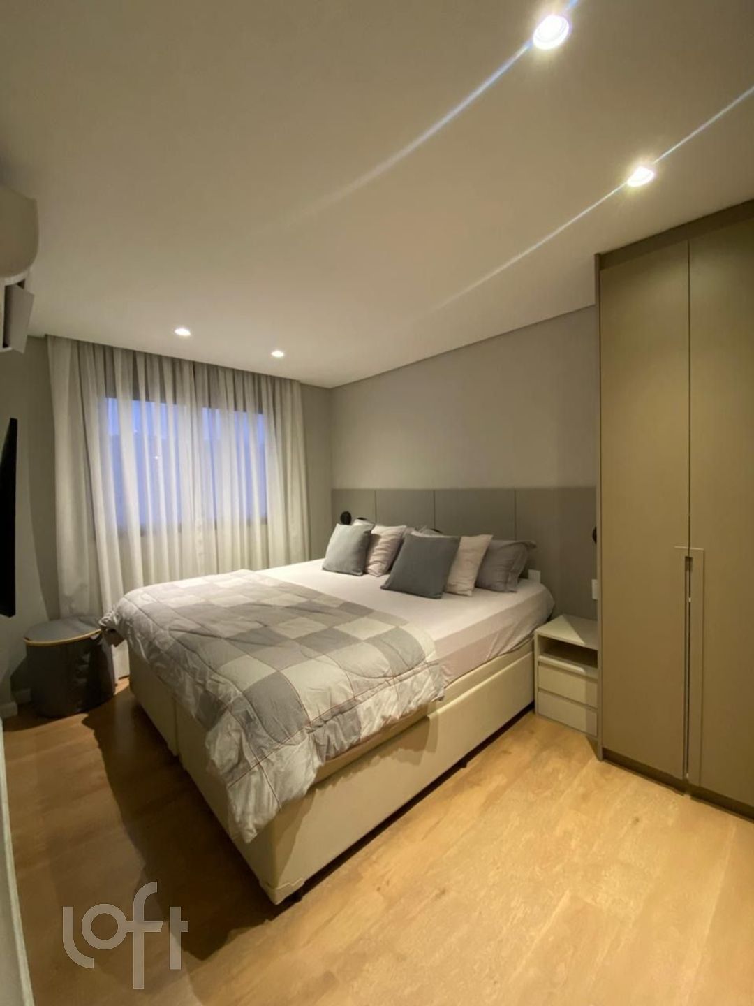 Apartamento à venda com 2 quartos, 67m² - Foto 10