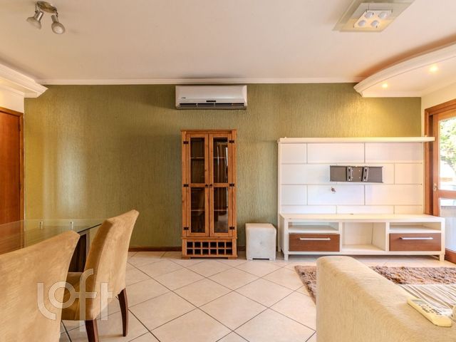Apartamento com 84m², 2 dormitórios, 1 suíte, 2 vagas, Cristo Redentor em Porto Alegre