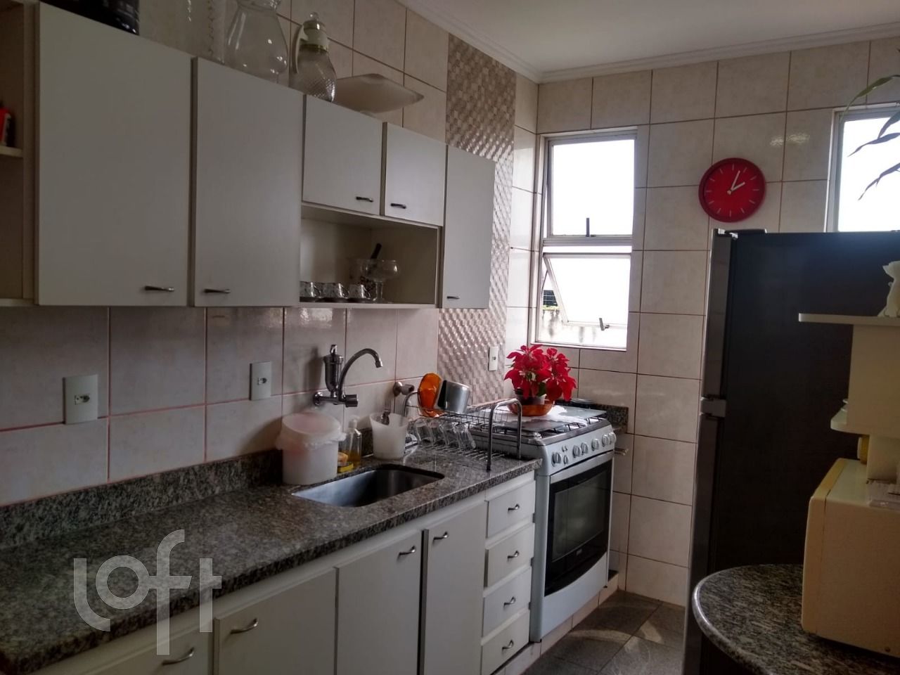 Apartamento à venda com 3 quartos, 82m² - Foto 15