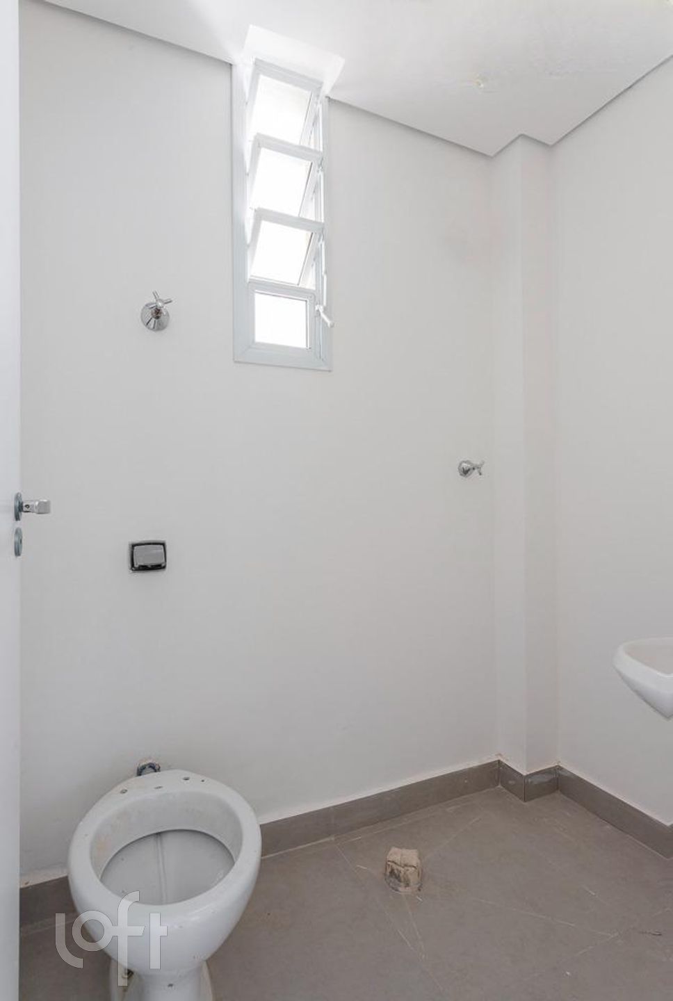 Apartamento à venda com 3 quartos, 209m² - Foto 8