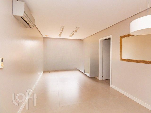 Apartamento com 115m², 3 dormitórios, 1 suíte, 1 vaga, Auxiliadora em Porto Alegre