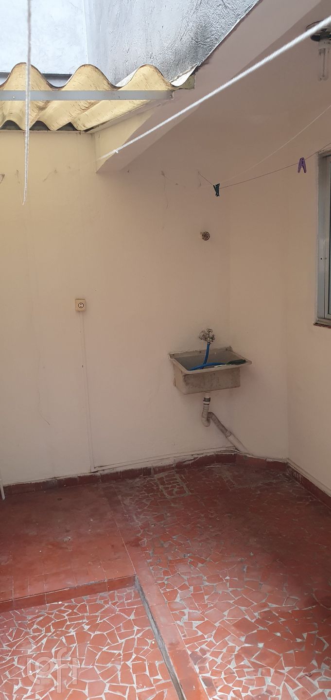 Apartamento à venda com 2 quartos, 60m² - Foto 5