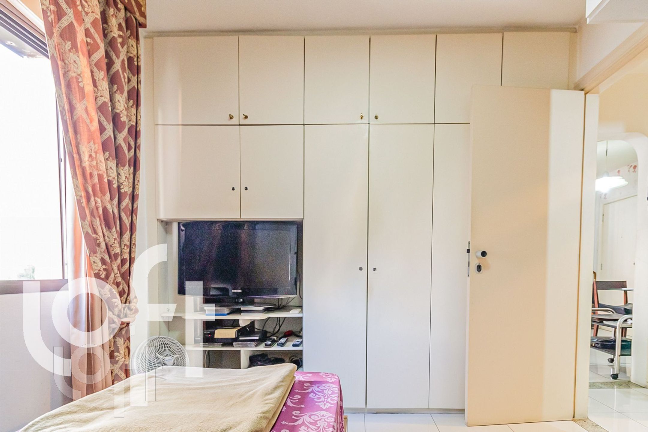 Apartamento à venda com 1 quarto, 42m² - Foto 6