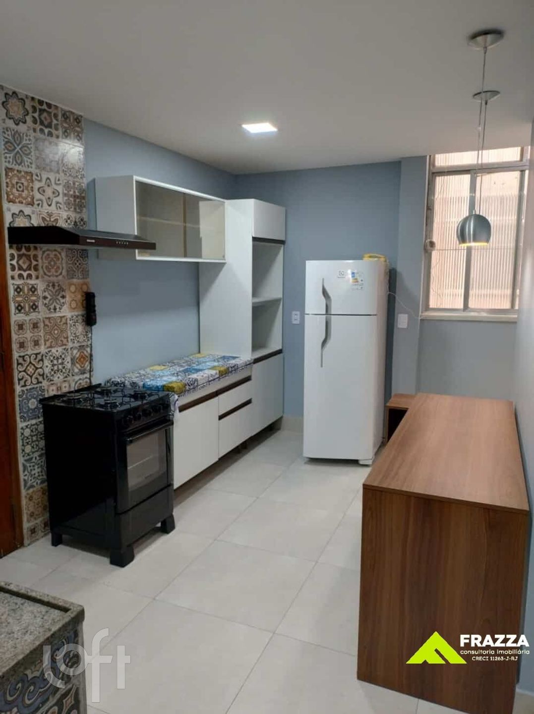 Apartamento à venda com 2 quartos, 70m² - Foto 10