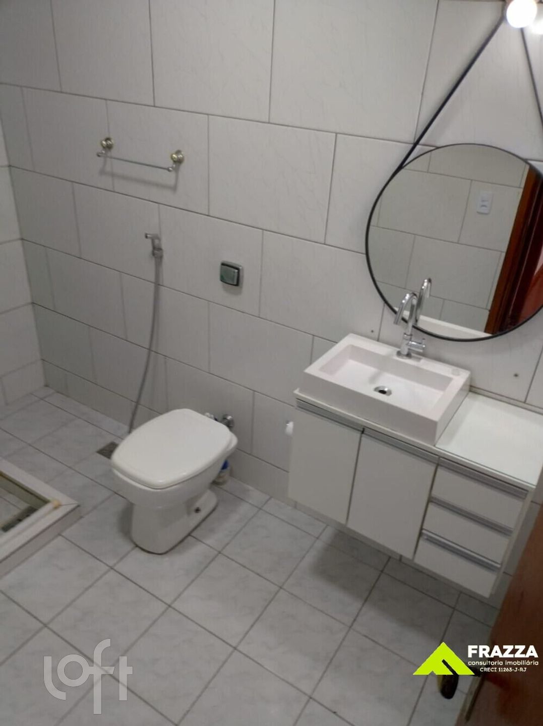 Apartamento à venda com 2 quartos, 70m² - Foto 16