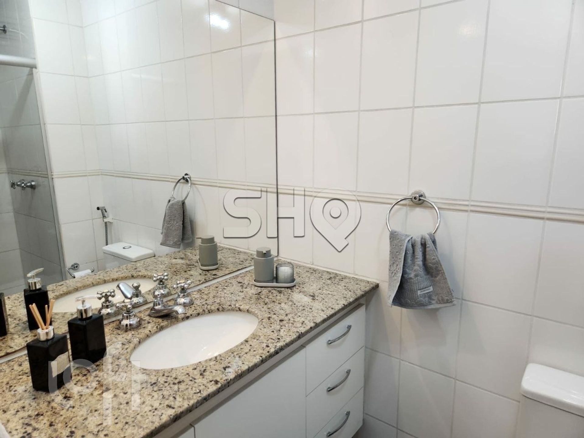 Apartamento à venda com 3 quartos, 81m² - Foto 21