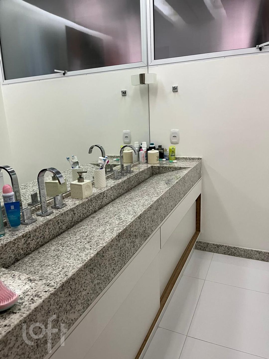 Apartamento à venda com 3 quartos, 160m² - Foto 4